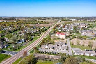 558-572 Bavaria Ln S, Chaska, MN - Aerial  map view