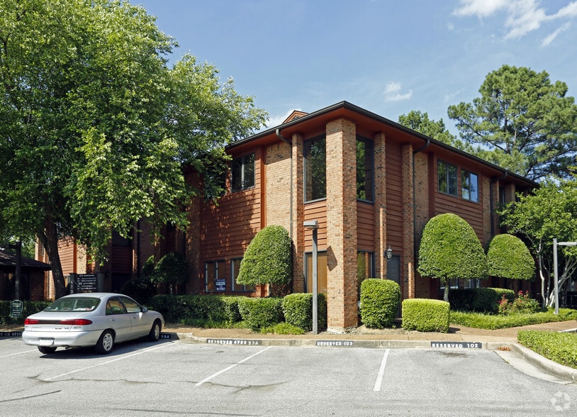 4735-4739 Spottswood Ave, Memphis, TN for lease - Building Photo - Image 3 of 31