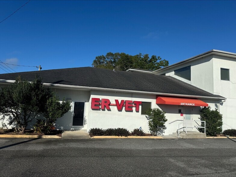 7313 Lake Underhill Rd, Orlando, FL à vendre - Photo du bâtiment - Image 2 de 41