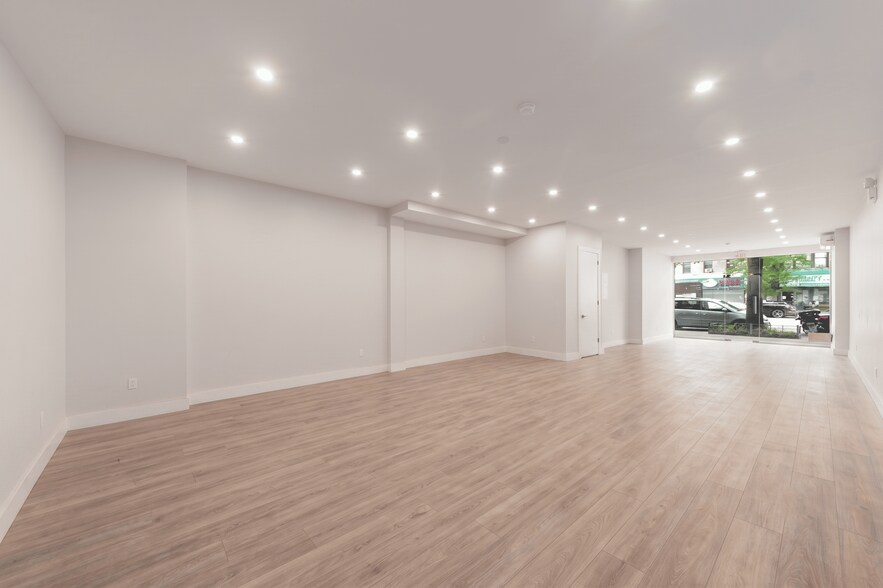 1447 Flatbush Ave, Brooklyn, NY for lease - Building Photo - Image 2 of 9