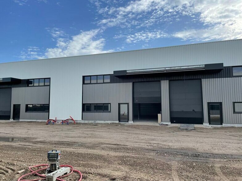 Industrial in Mérignac for lease - Building Photo - Image 2 of 3