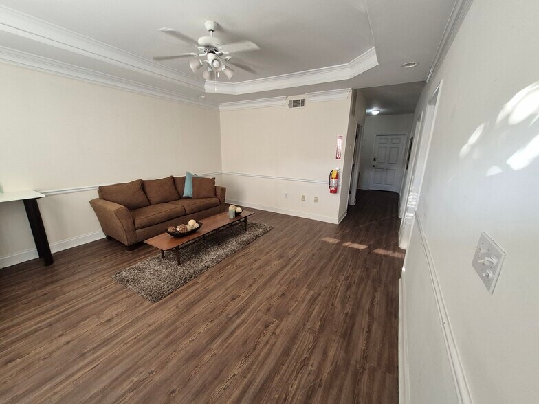 113 Mountain Brook Dr, Canton, GA à louer - Photo du bâtiment - Image 2 de 18