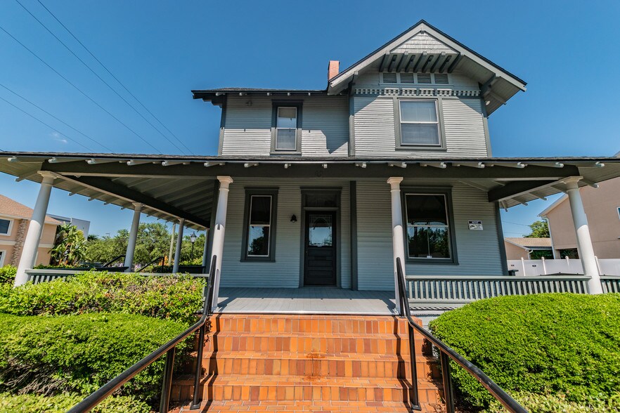 2304 W Cleveland St, Tampa, FL à vendre - Photo du bâtiment - Image 2 de 20