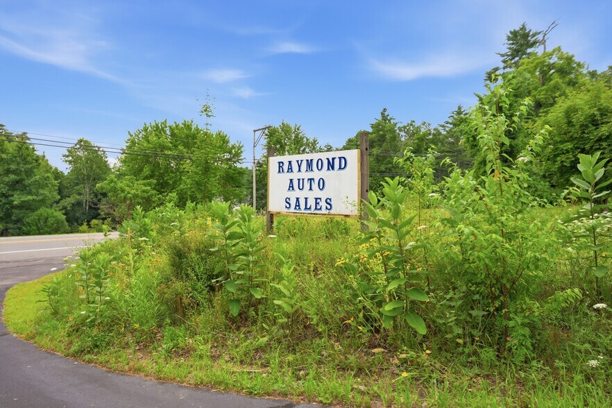 65 Chester Rd, Raymond, NH à vendre - Photo du bâtiment - Image 2 de 35