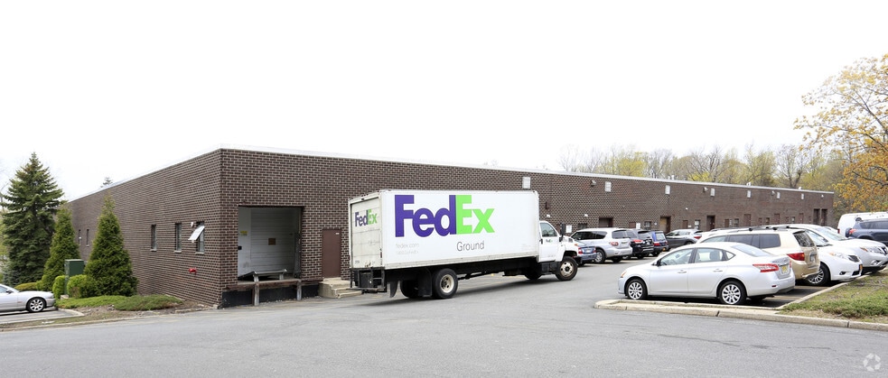 382 Rt-59, Monsey, NY à louer - Photo du bâtiment - Image 3 de 3