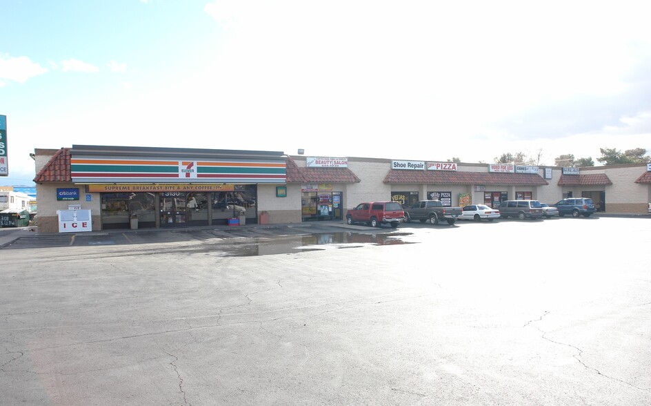 3104-3130 N Las Vegas Blvd, Las Vegas, NV for lease - Building Photo - Image 1 of 10