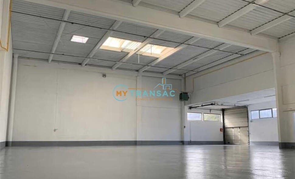 Industrial in Bonneuil-sur-Marne for lease - Interior Photo - Image 3 of 8