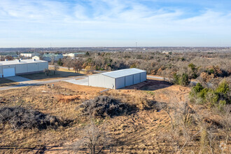 1736 Red Oak Lane, Guthrie, OK - aerial  map view - Image1