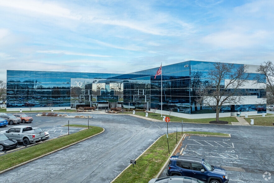 4770 Duke Dr, Mason, OH à louer - Photo du bâtiment - Image 3 de 17