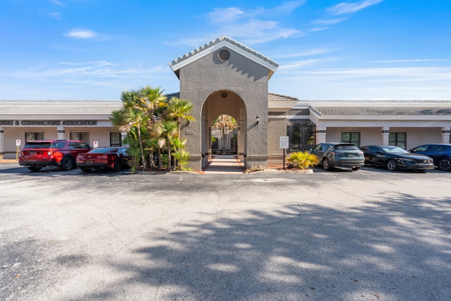 1500 W Eau Gallie Blvd, Melbourne, FL for lease - Building Photo - Image 3 of 26