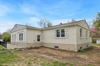 102 Bristol Oxford Valley Rd, Langhorne, PA à louer Photo intérieure- Image 2 de 35