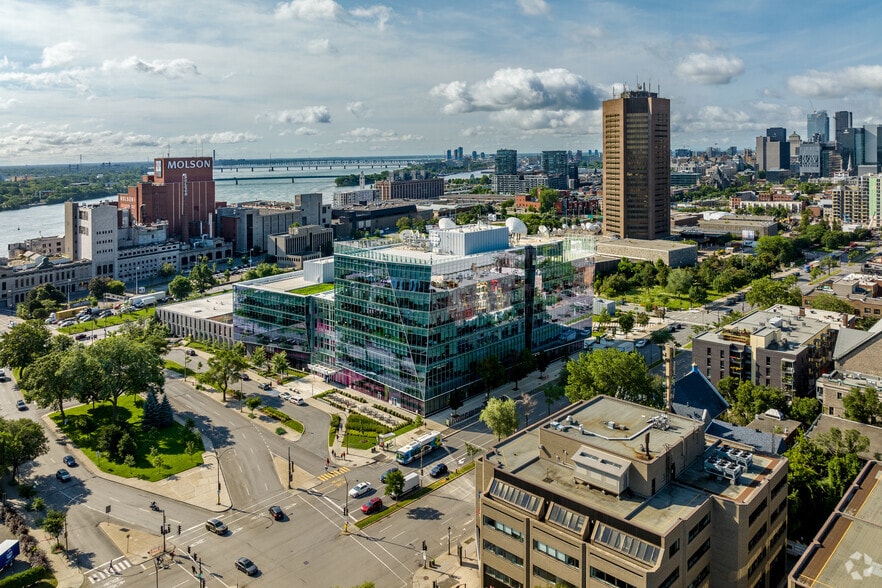 1000 Av Papineau, Montréal, QC for sale - Aerial - Image 2 of 6