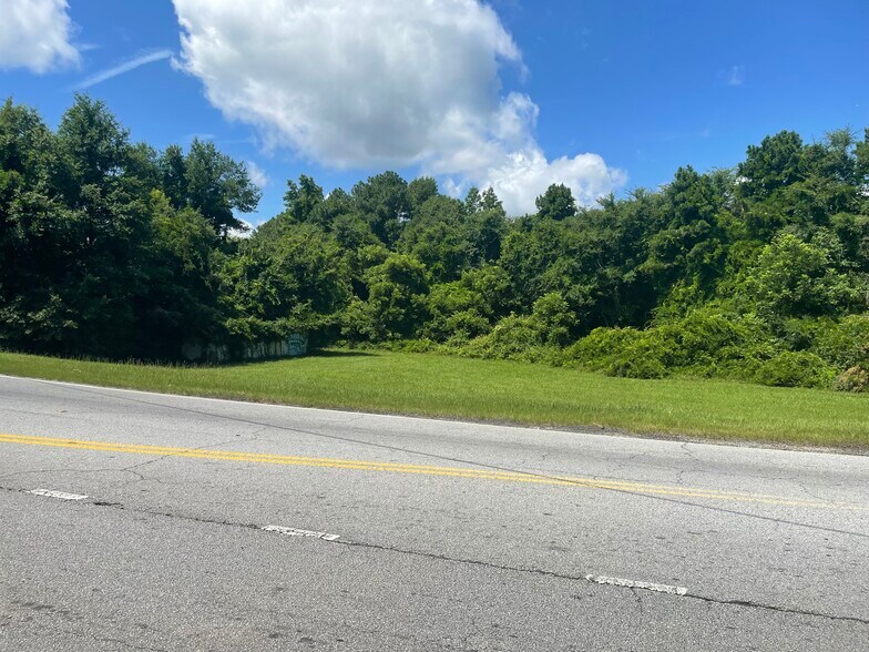 112 Glenn Rd NE, Conyers, GA for sale - Building Photo - Image 2 of 2