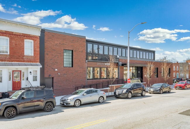 Plus de détails pour 925 Washington Blvd, Baltimore, MD - Commerce de détail à vendre