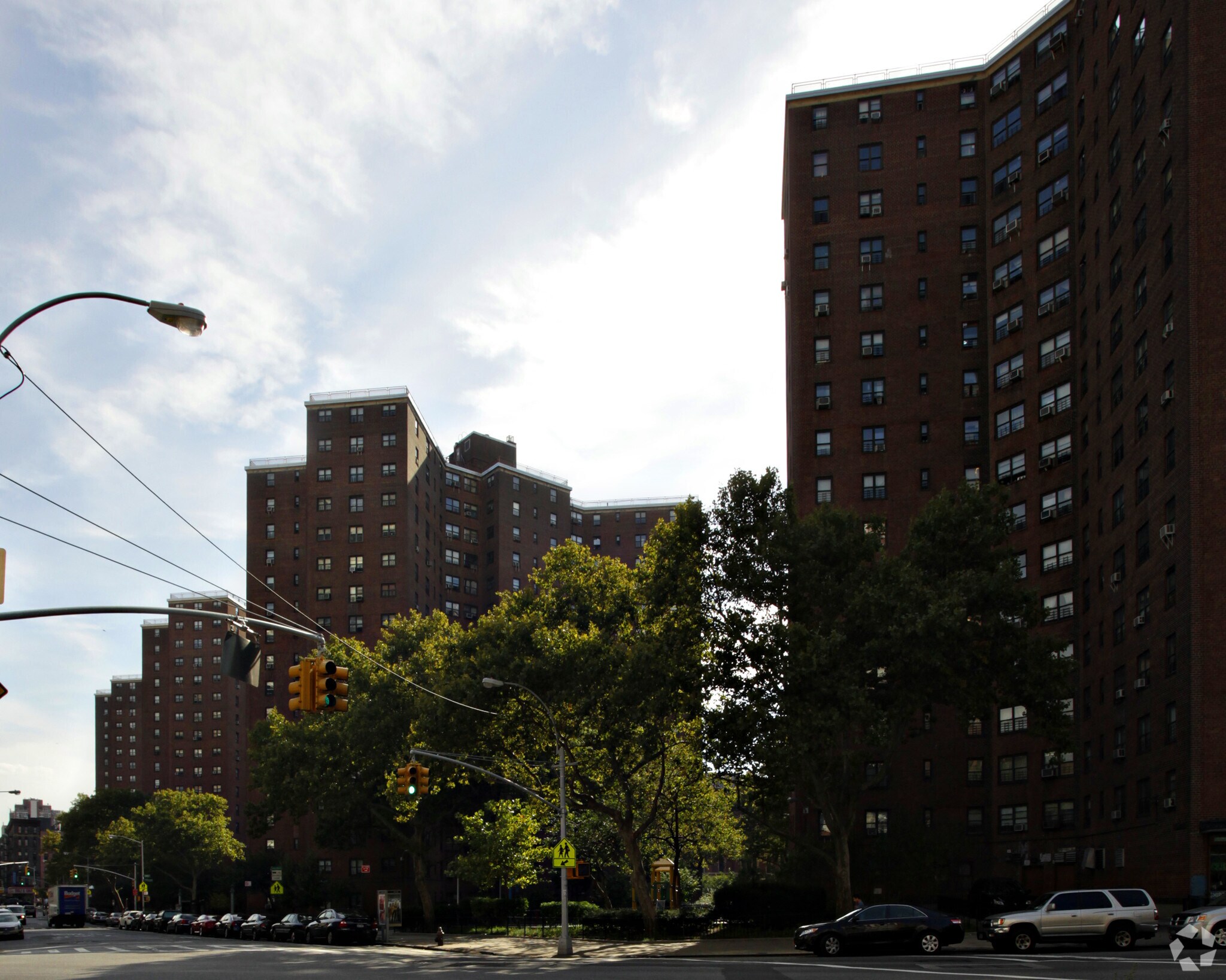 23 & 25 St. James Place, New York, NY for lease Primary Photo- Image 1 of 4