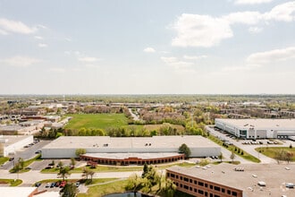 699-701 Regency Dr, Glendale Heights, IL - AERIAL  map view