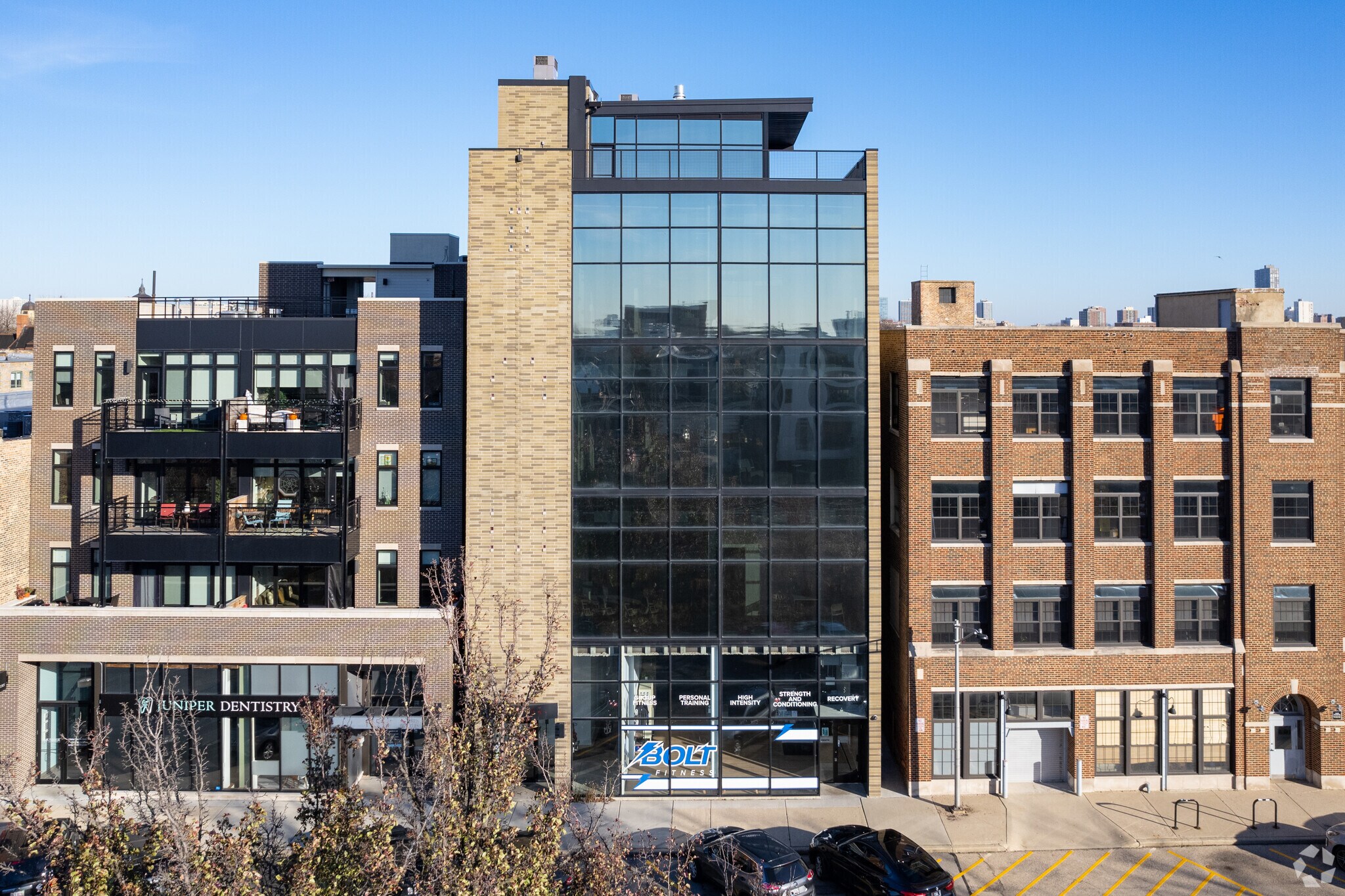 4545 N Ravenswood Ave, Chicago, IL à louer Photo du bâtiment- Image 1 de 6