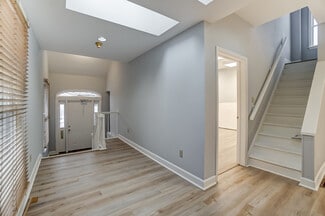 Plus de détails pour 3530 Edwards Rd, Cincinnati, OH - Bureau à louer