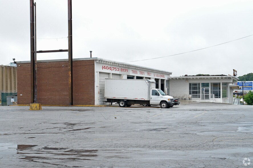 1897-1919 Metropolitan Pky SW, Atlanta, GA à louer - Photo du bâtiment - Image 2 de 5