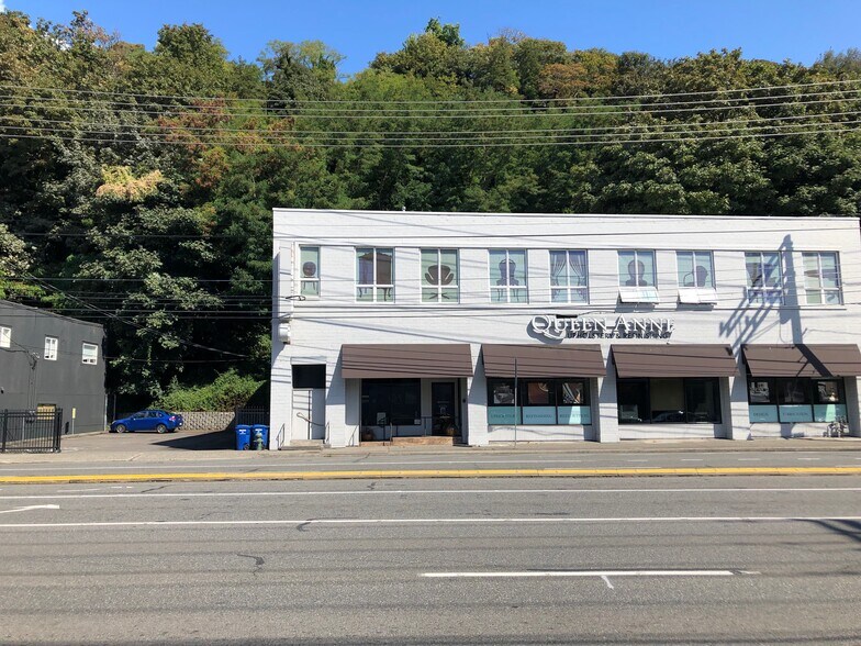 904 Elliott Ave W, Seattle, WA à vendre - Photo principale - Image 1 de 6