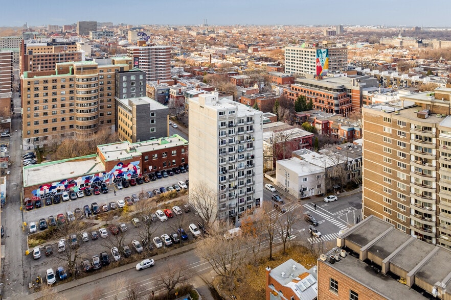 105 Rue Milton, Montréal, QC for sale - Aerial - Image 3 of 28