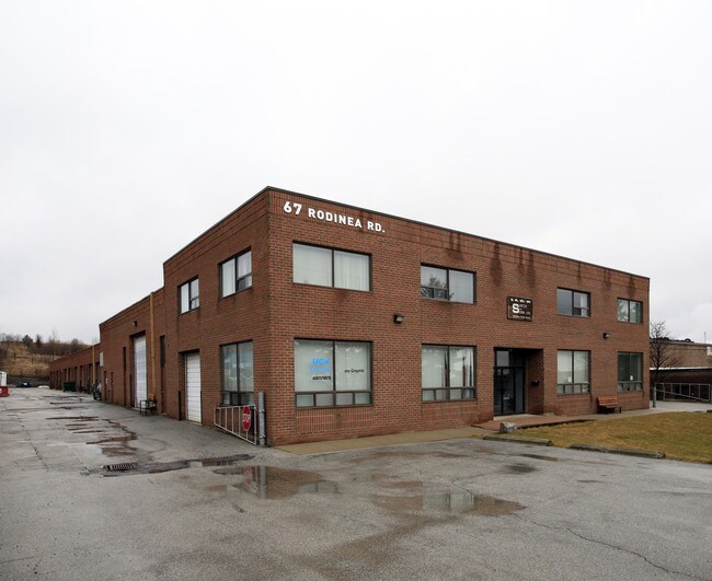 Plus de détails pour 67 Rodinea Rd, Vaughan, ON - Bureau à louer