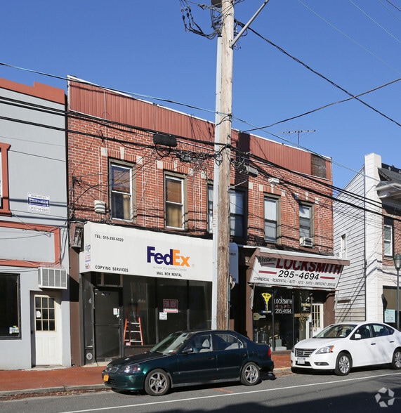 1018-1020 Broadway, Woodmere, NY for lease - Building Photo - Image 2 of 16