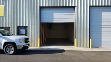 5900 NE 152nd Ave, Vancouver, WA à louer Photo du bâtiment- Image 2 de 11