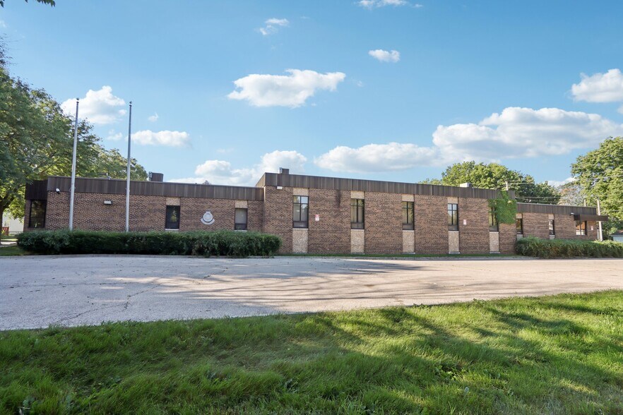 1645 N 25th St, Milwaukee, WI à vendre - Photo du bâtiment - Image 1 de 33