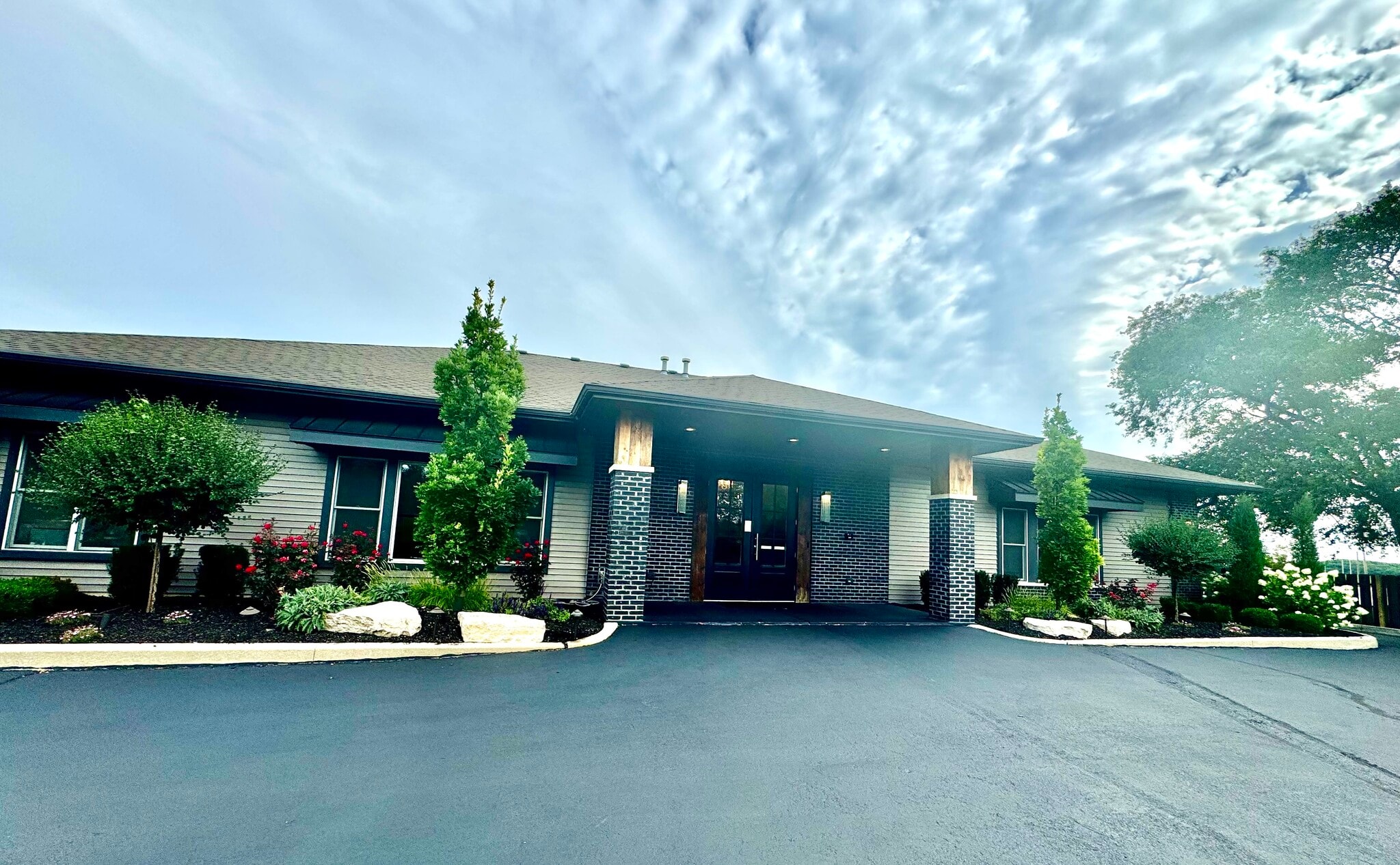 4998 Theodore St, Plainfield, IL for lease Primary Photo- Image 1 of 32