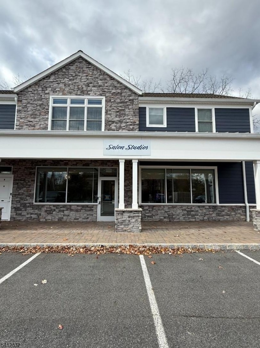 44 Stiles Ln, Pinebrook, NJ à louer Photo intérieure- Image 1 de 9