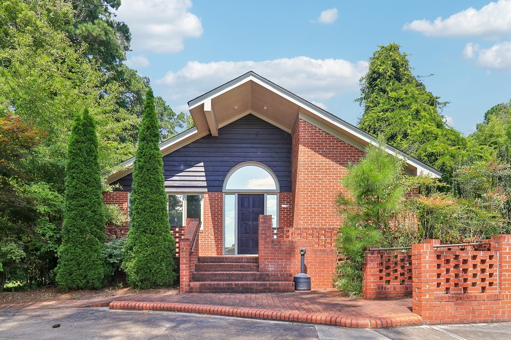 1007 Carthage St, Sanford, NC à vendre Photo principale- Image 1 de 26