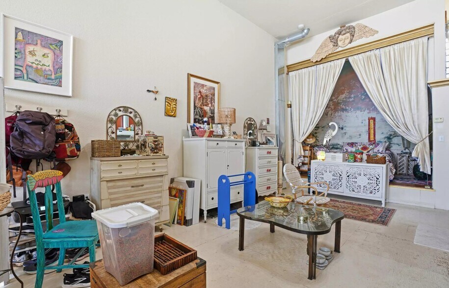 733 Loring Ave, Crockett, CA à vendre - Photo intérieure - Image 2 de 14