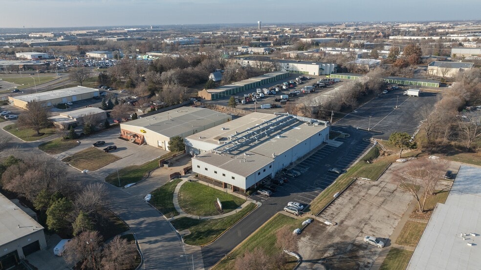 14830 W 117th St, Olathe, KS for sale - Primary Photo - Image 1 of 2