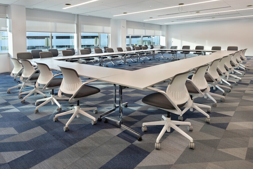 4803 Stonecroft Blvd, Chantilly, VA à louer - Autre - Image 3 de 4