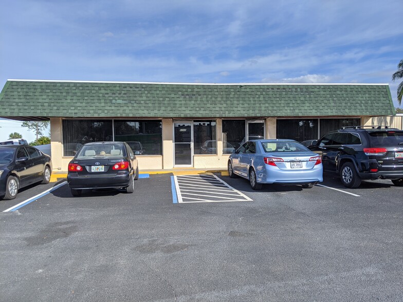 6002 S Dale Mabry Hwy, Tampa, FL for lease - Building Photo - Image 1 of 14