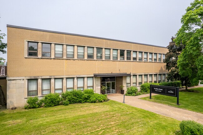 Plus de détails pour 1035-1065 Rue Hodge, Montréal, QC - Industriel à louer
