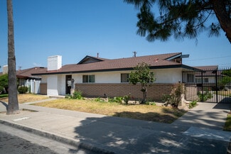 Plus de détails pour 2127 E Almont Ave, Anaheim, CA - Multi-résidentiel à vendre