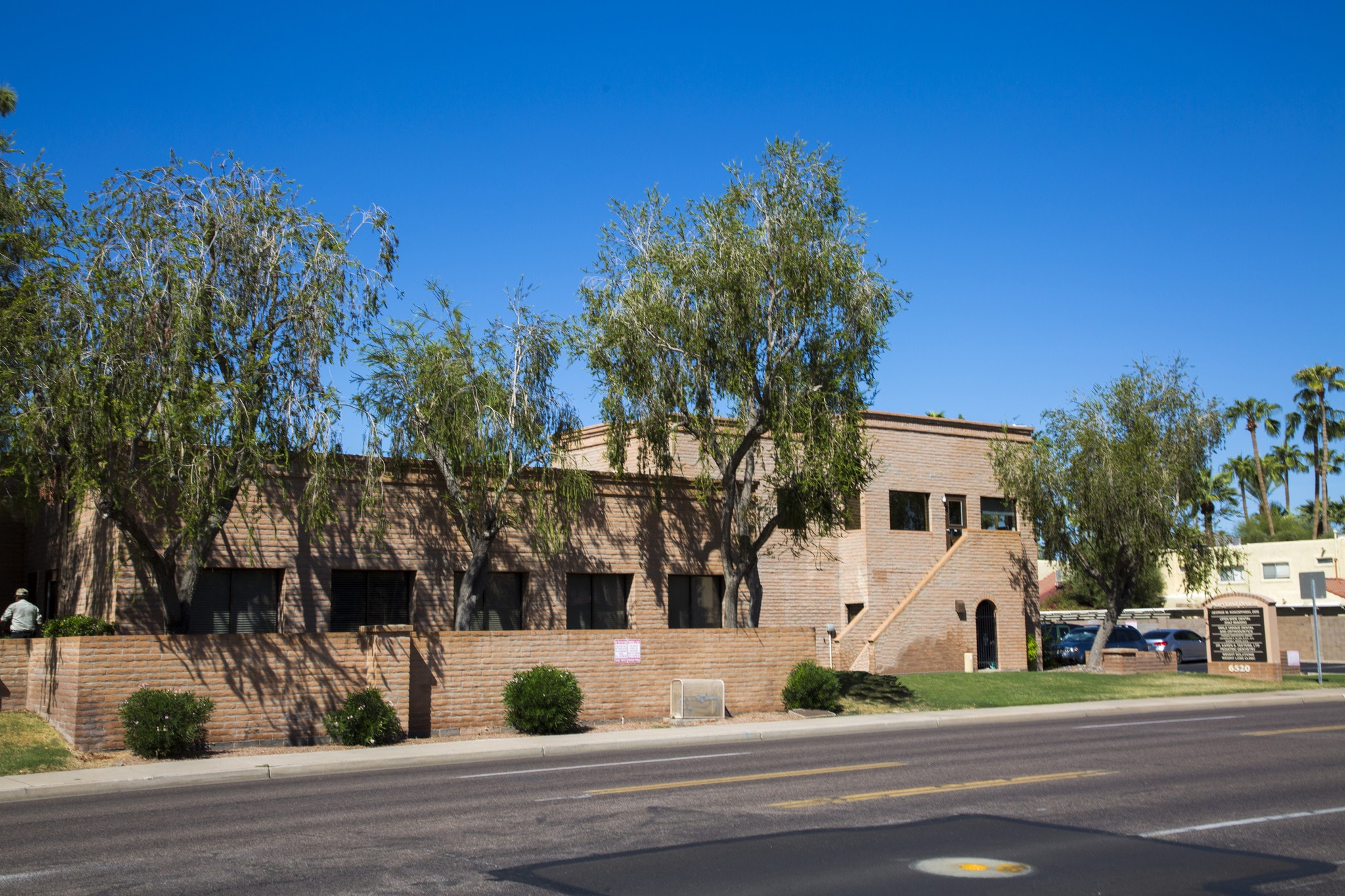 6520 N 7th Ave, Phoenix, AZ for lease Primary Photo- Image 1 of 12