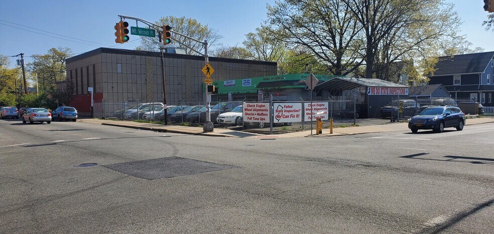 780 Sanford Ave, Newark, NJ à vendre - Photo du bâtiment - Image 3 de 4