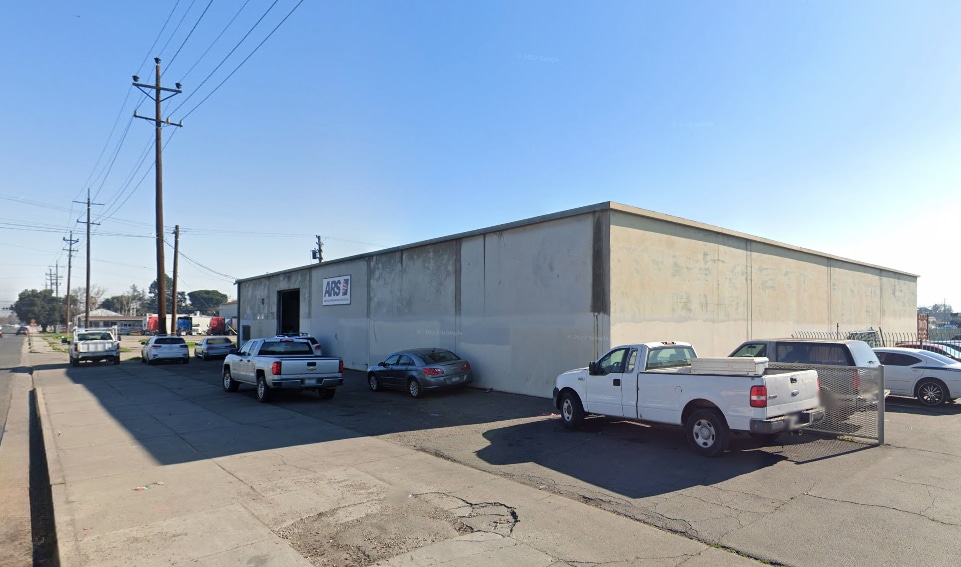 740 E Hazelton Ave, Stockton, CA for sale - Building Photo - Image 2 of 3