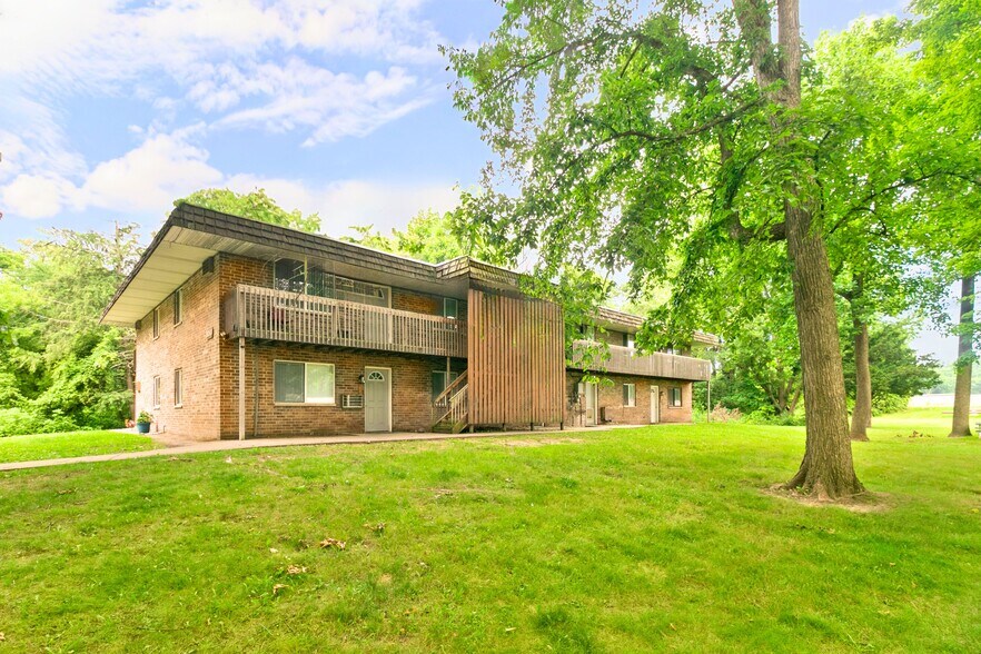 8150 E Michigan Ave, Galesburg, MI à vendre - Photo du bâtiment - Image 1 de 13