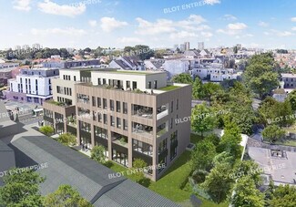 Plus de détails pour Bureau, Local d'activités à louer