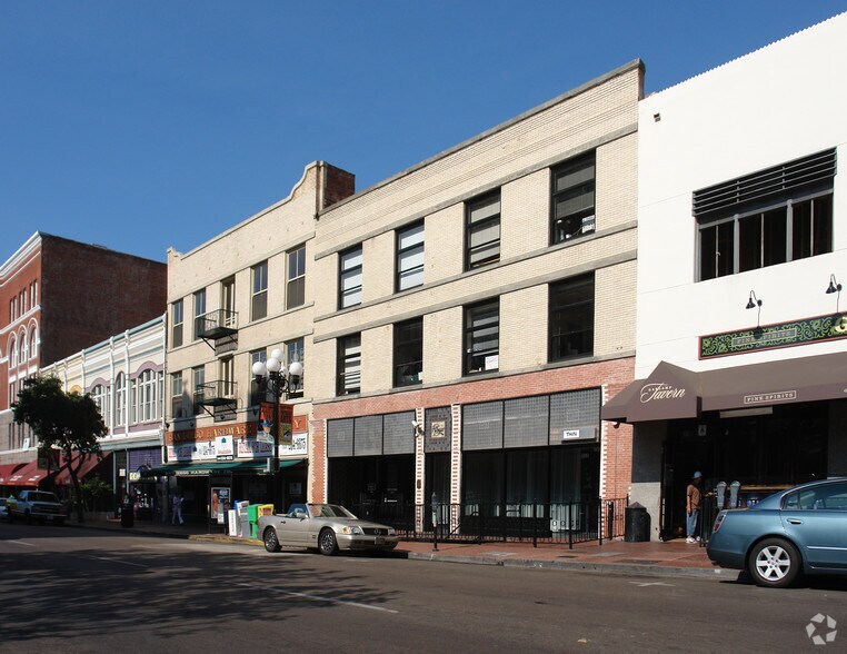 840-850 5th Ave, San Diego, CA à louer - Photo du bâtiment - Image 3 de 9