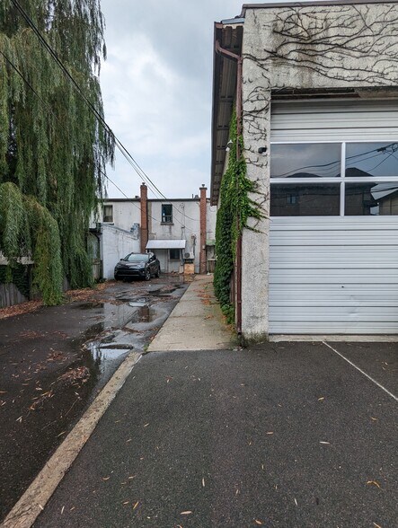 1619 Weston Rd, Toronto, ON à vendre - Photo principale - Image 1 de 1