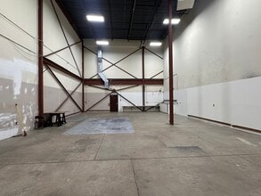 4595 Broadmoor Ave SE, Grand Rapids, MI for lease Interior Photo- Image 2 of 4