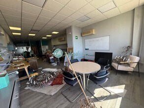 Office/Retail in Segovia, Segovia for lease Interior Photo- Image 2 of 15