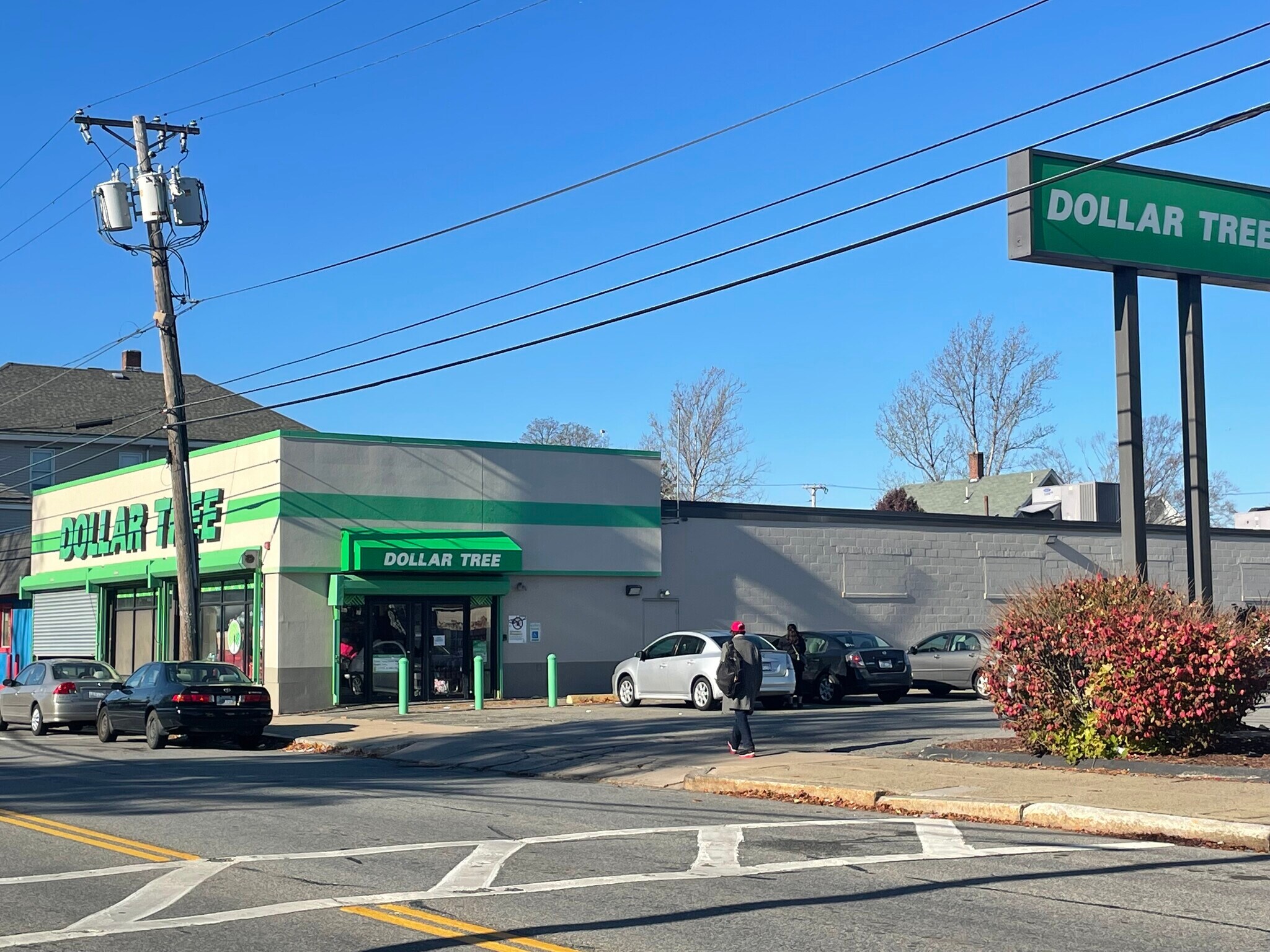 700 Central Ave, Pawtucket, RI à vendre Photo du bâtiment- Image 1 de 8