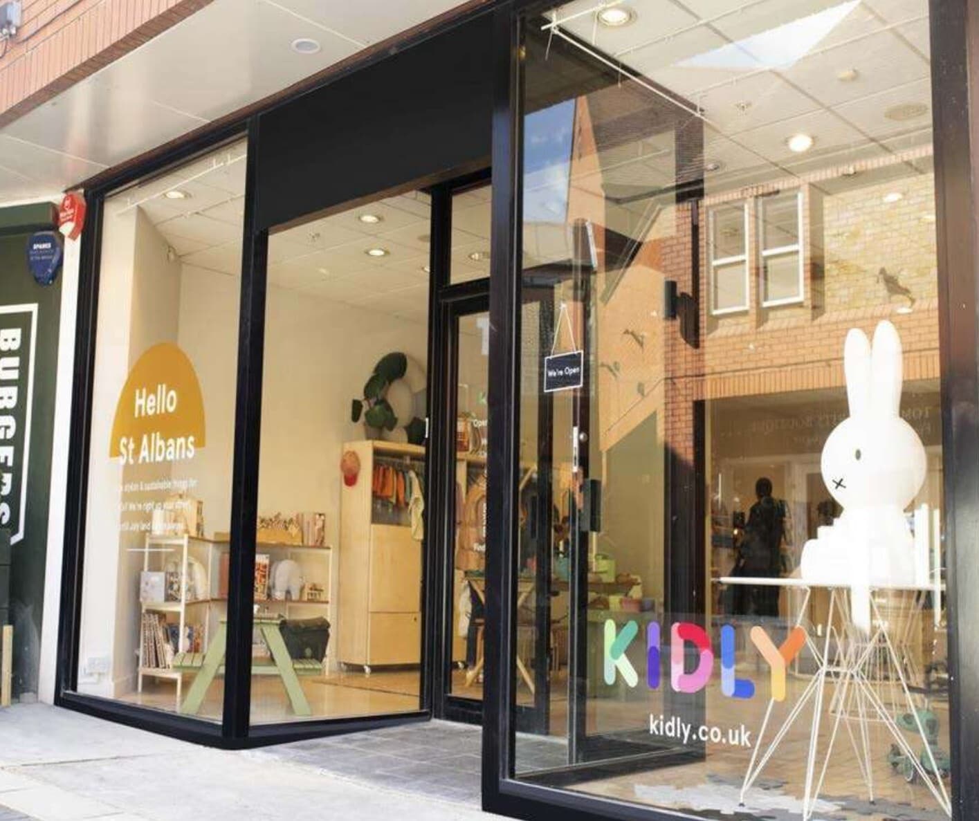 Christopher Pl, St Albans à louer Photo du bâtiment- Image 1 de 1