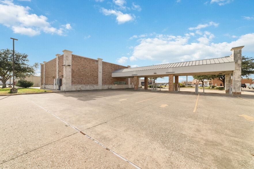 7012 Barker Cypress Rd, Cypress, TX à vendre - Photo du bâtiment - Image 2 de 36